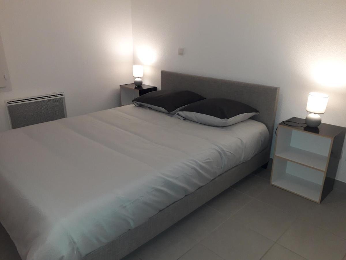 Bel Appartement En Residence Avec Parking Prive Arvert Екстер'єр фото